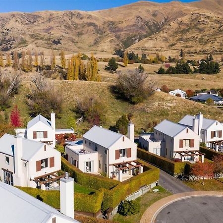 A Home Away From Home In Wanaka Ngoại thất bức ảnh
